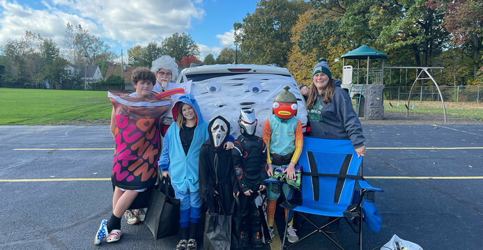 Annual Trunk or Treat fills parking lot with creativity