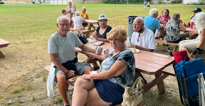 First outdoor Mass of the summer encourages parishioners to look ahead