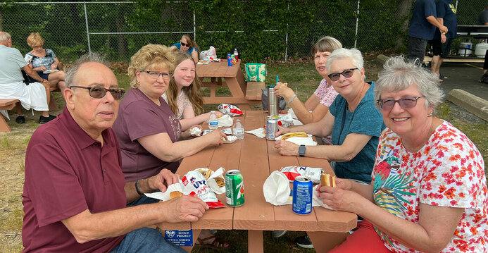 First outdoor Mass of the summer encourages parishioners to look ahead