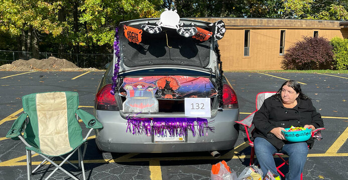 Annual Trunk or Treat fills parking lot with creativity