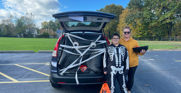 Annual Trunk or Treat fills parking lot with creativity