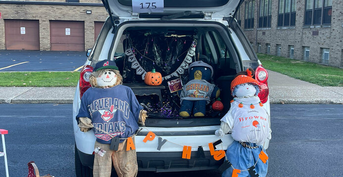 Annual Trunk or Treat fills parking lot with creativity