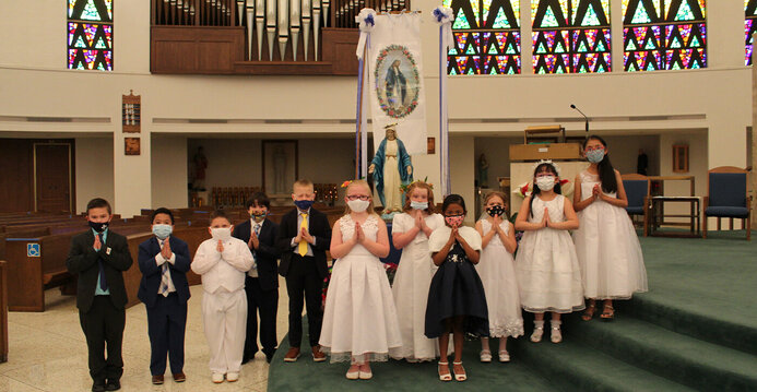 Parish celebrates annual May Crowning